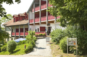 Отель Apartmenthaus Rottalblick  Бад-Грисбах-Им-Ротталь
